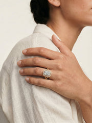 Naomi (Emerald) 18k Yellow Gold 004