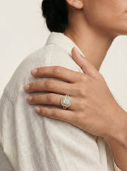 Naomi (Radiant) 18k Yellow Gold 004