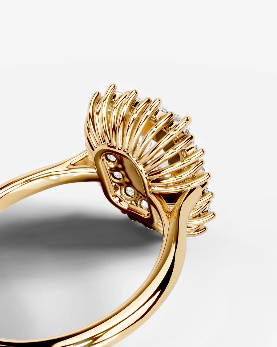 Myaree (Elongated Cushion) 18k Yellow Gold 002