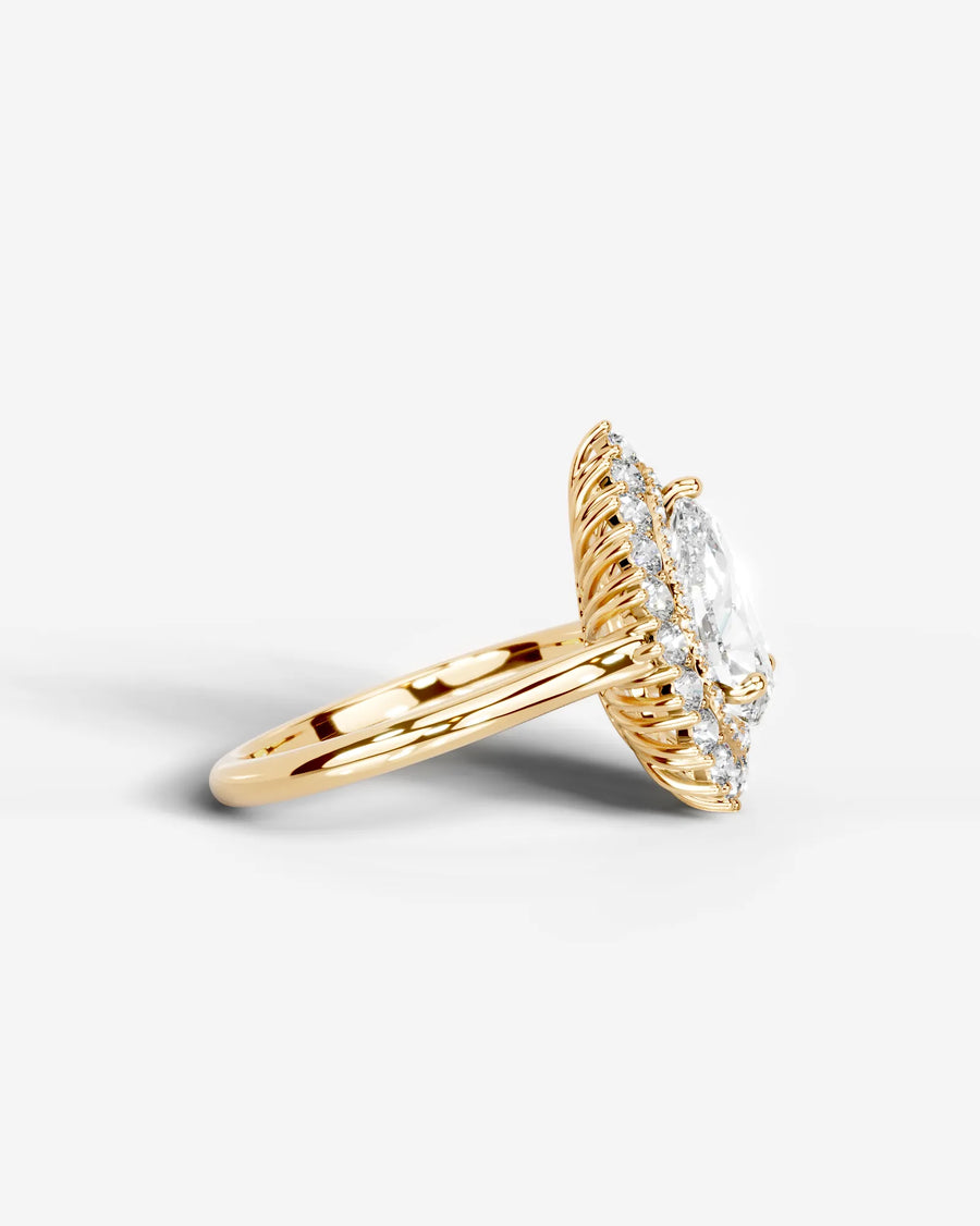Myaree (Pear) 18k Yellow Gold 003