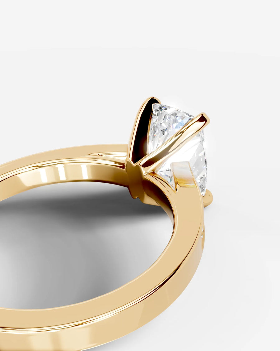 Margaret (Elongated Cushion) 14k Yellow Gold 005