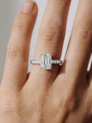 Margaret (Emerald) 18k White Gold 006