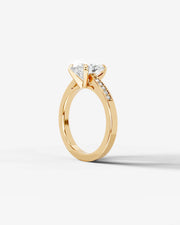 Margaret (Pear) 18k Yellow Gold 004