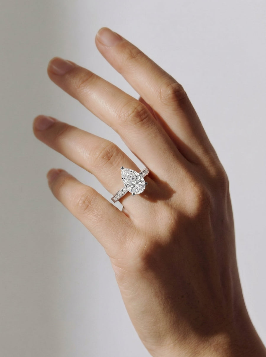 Margaret (Pear) 14k White Gold 006