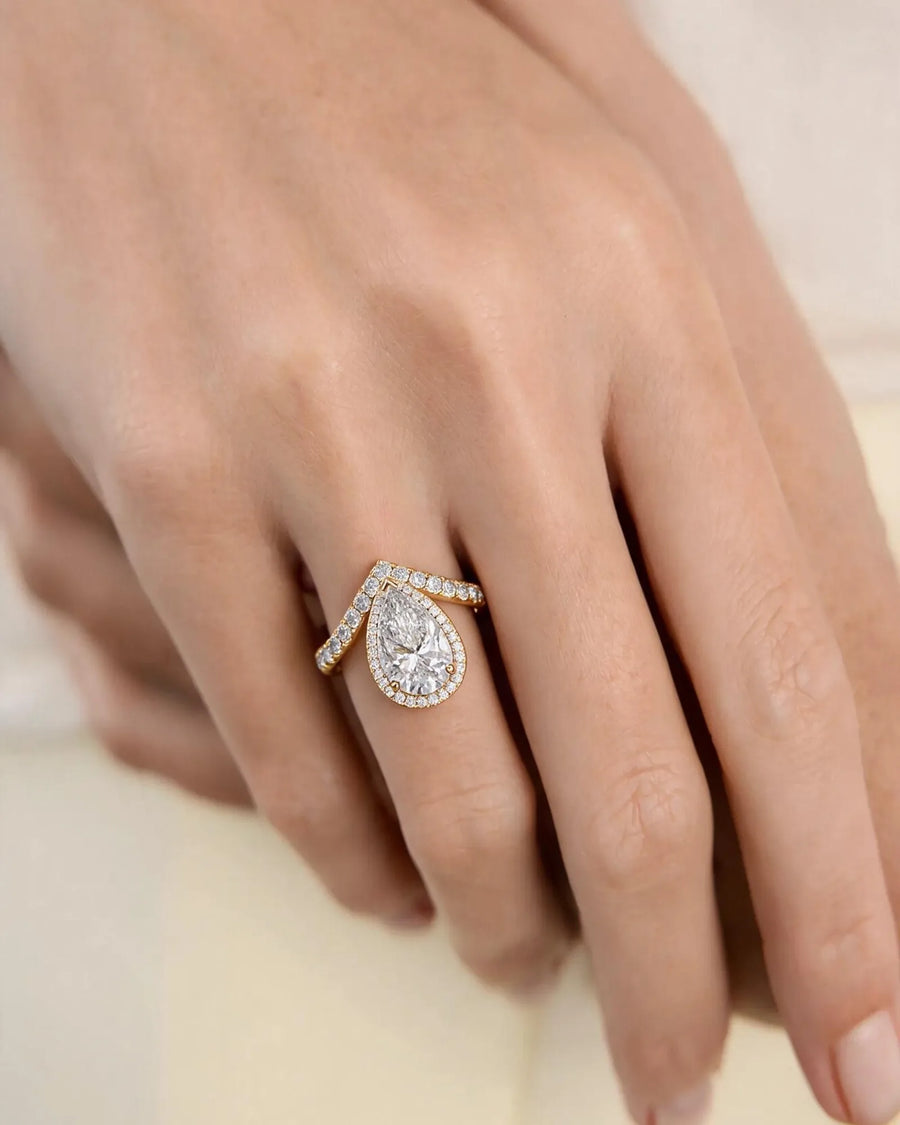 Miranda (Pear) 18k Yellow Gold 006