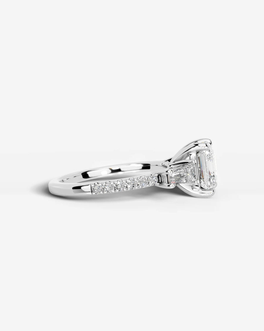Mun (Asscher) 18k White Gold 005