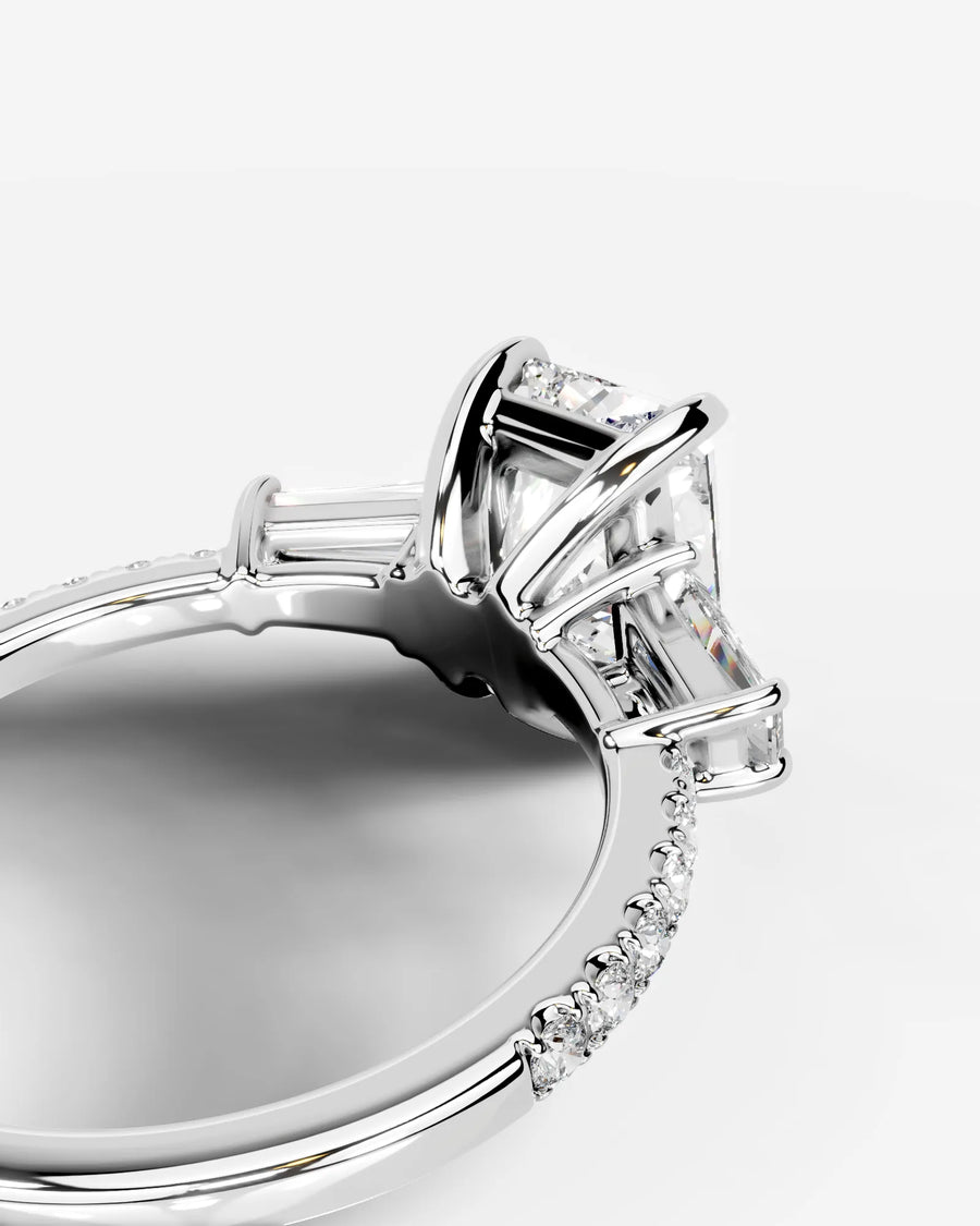 Mun (Elongated Radiant) Platinum 004