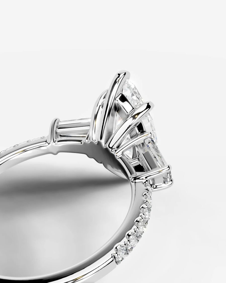 Mun (Marquise) 18k White Gold 004