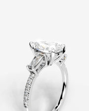 Mun (Pear) 18k White Gold 003