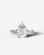Mun (Pear) 18k White Gold 001