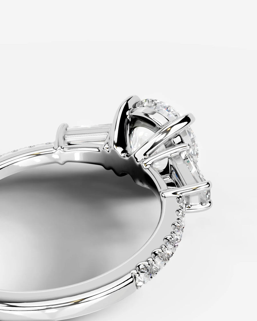 Mun (Round) Platinum 004