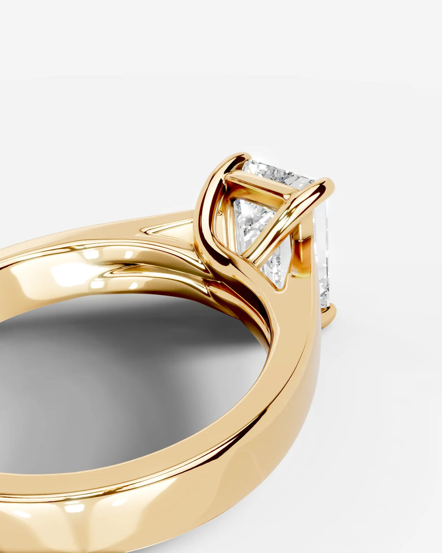 Nola (Emerald) 18k Yellow Gold 002
