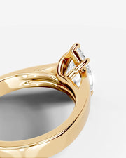 Nola (Pear) 18k Yellow Gold 002