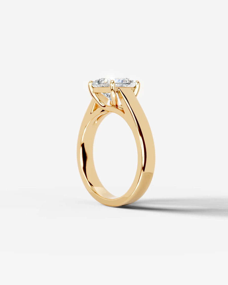 Nola (Princess) 18k Yellow Gold 004