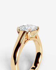 Nola (Cushion) 18k Yellow Gold 005