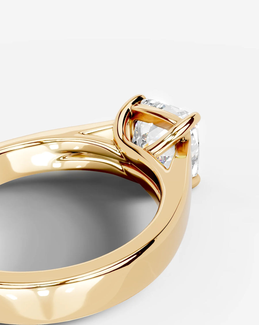 Nola (Cushion) 18k Yellow Gold 002