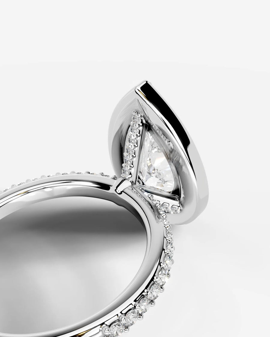 Paula (Pear) Platinum 004