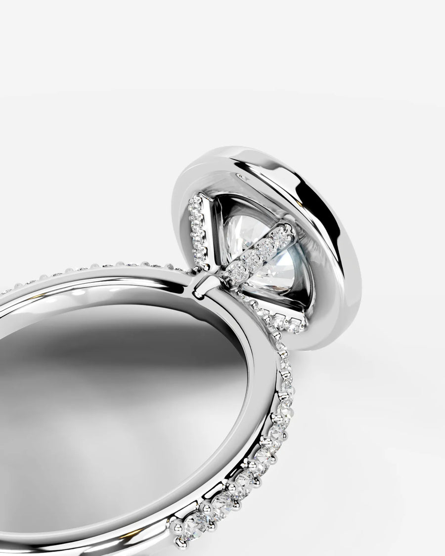 Paula (Round) Platinum 004