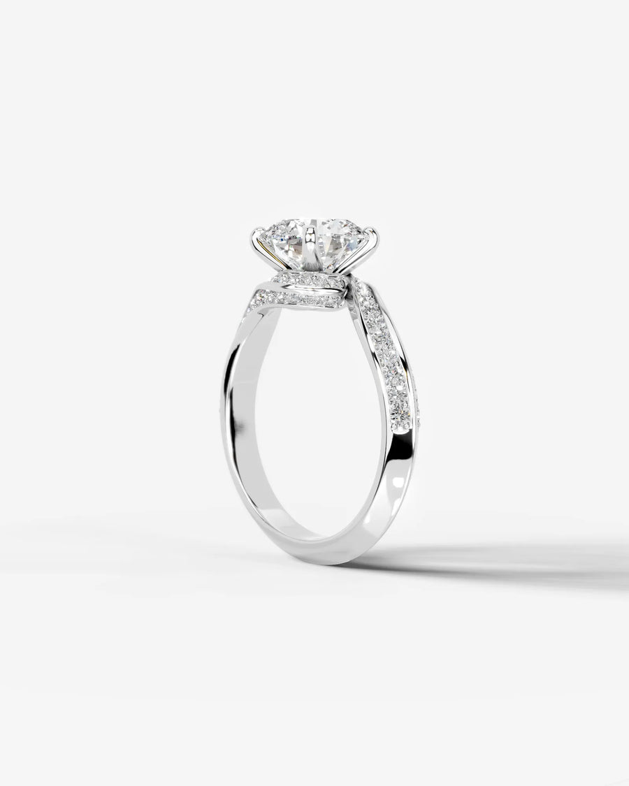 Sabrina (Round) Platinum 004