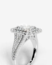 Tainara (Elongated Radiant) Platinum 005
