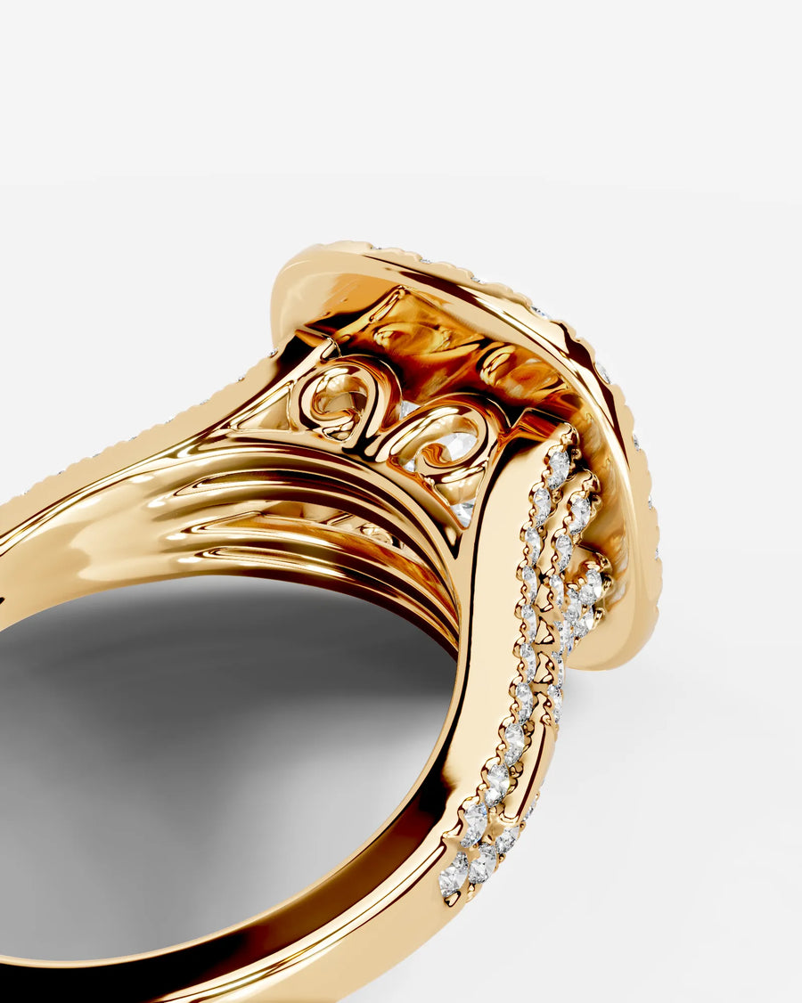 Tainara (Cushion) 18k Yellow Gold 002