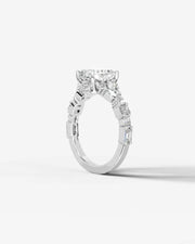 Tula (Elongated Cushion) 18k White Gold 004