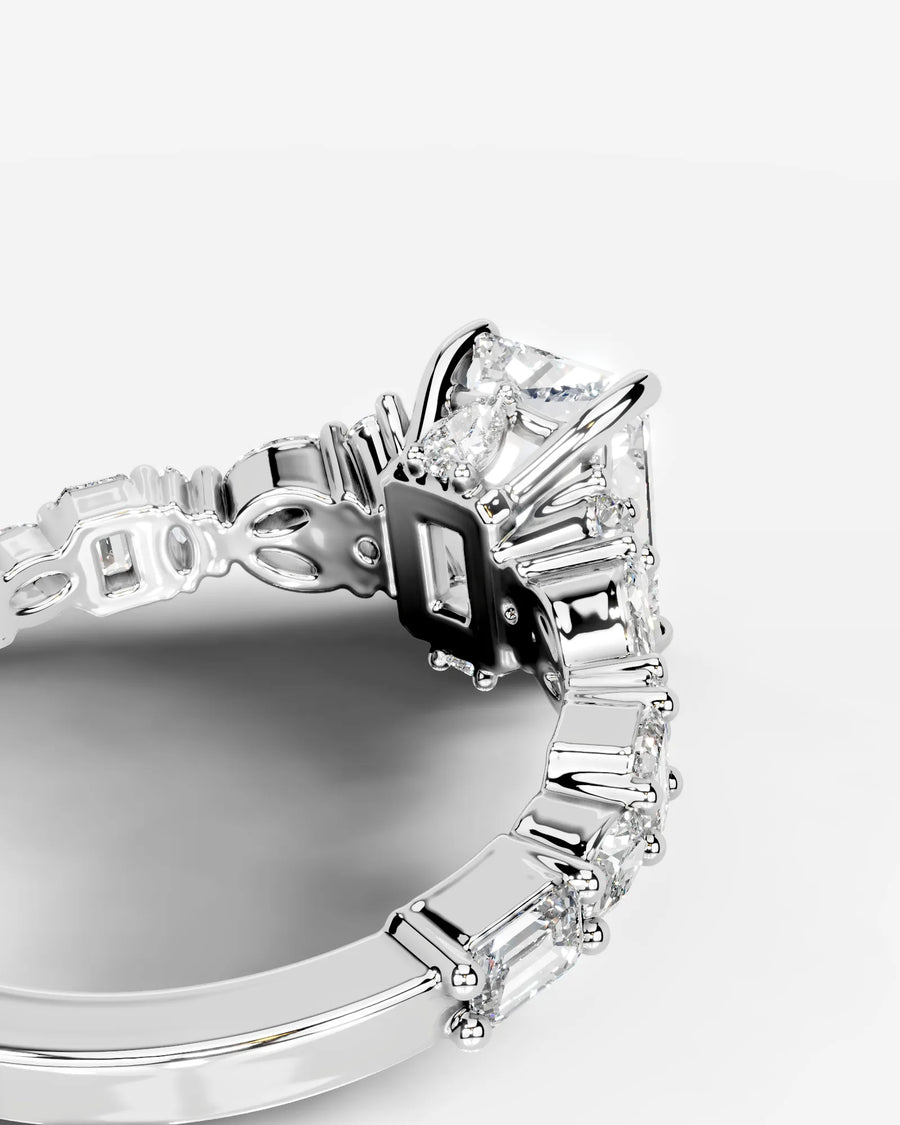 Tula (Elongated Radiant) Platinum 002