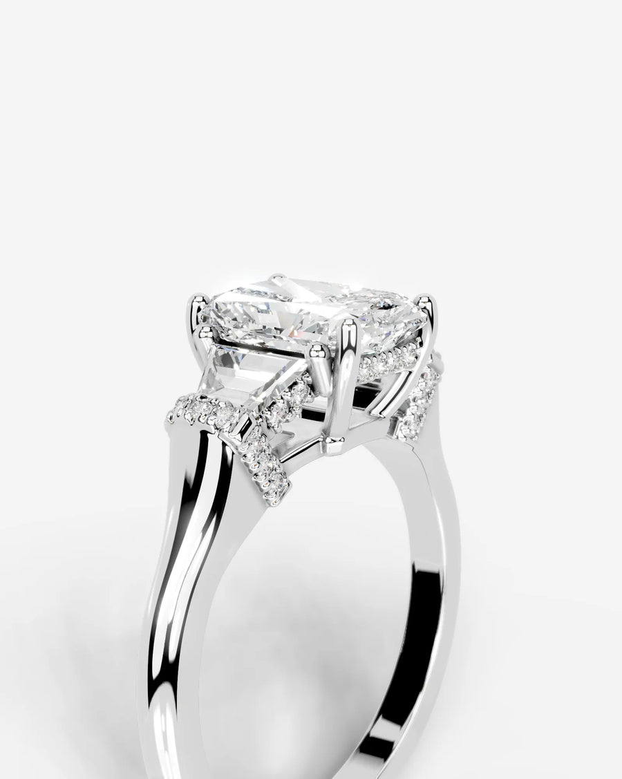 Viola (Elongated Radiant) Platinum 006