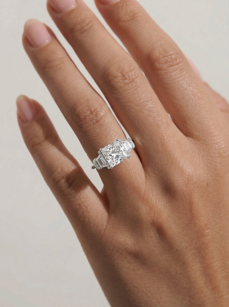 Viola (Princess) 14k White Gold 002