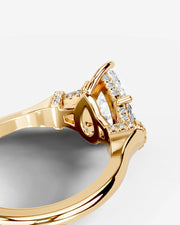 Viola (Pear) 18k Yellow Gold 003