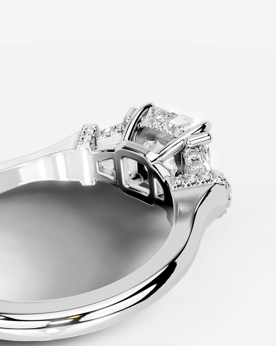 Viola (Cushion) 18k White Gold 003