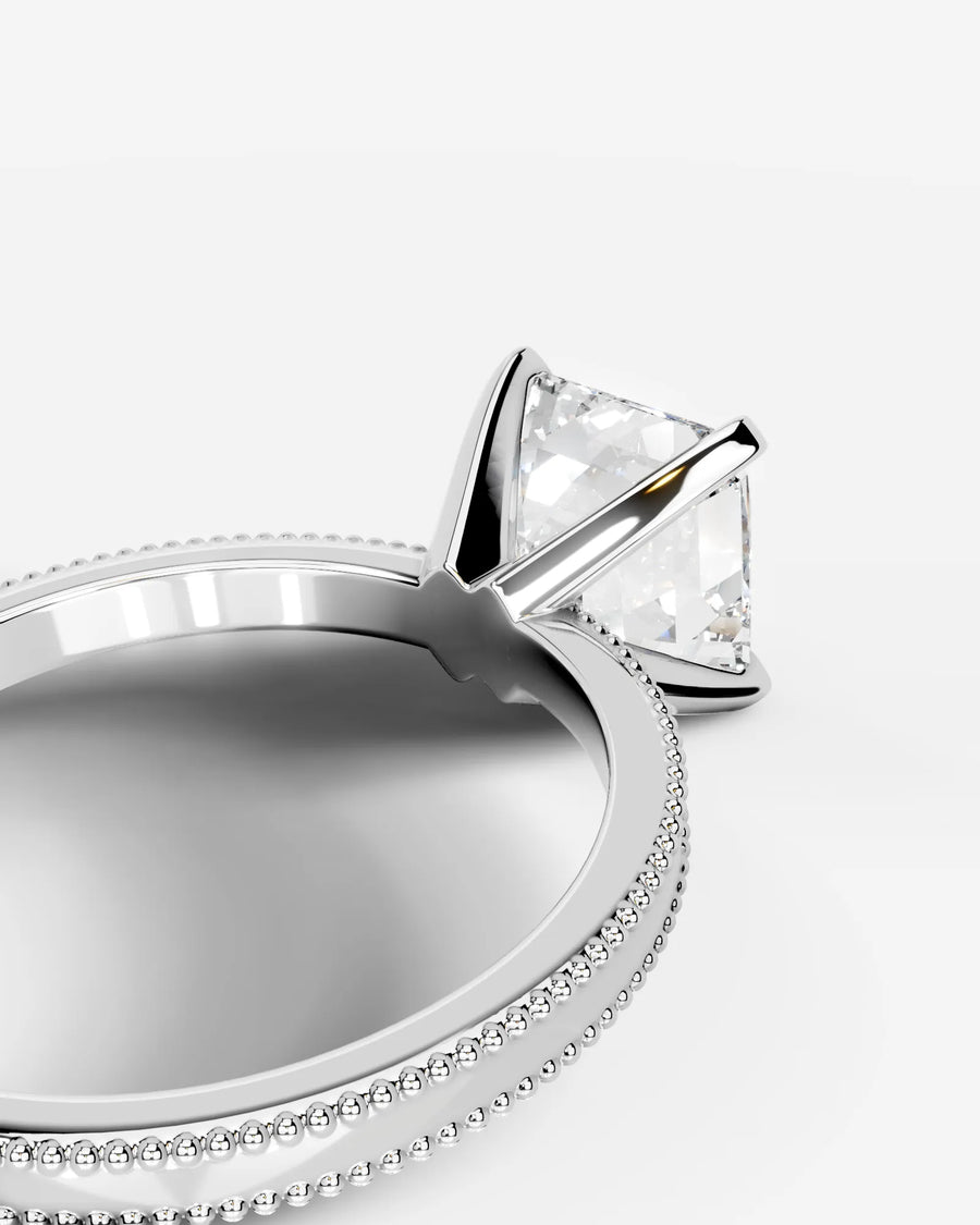 Maria (Asscher) Platinum 002