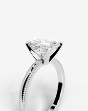 Maria (Elongated Radiant) Platinum 005