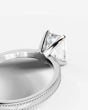 Maria (Emerald) Platinum 002
