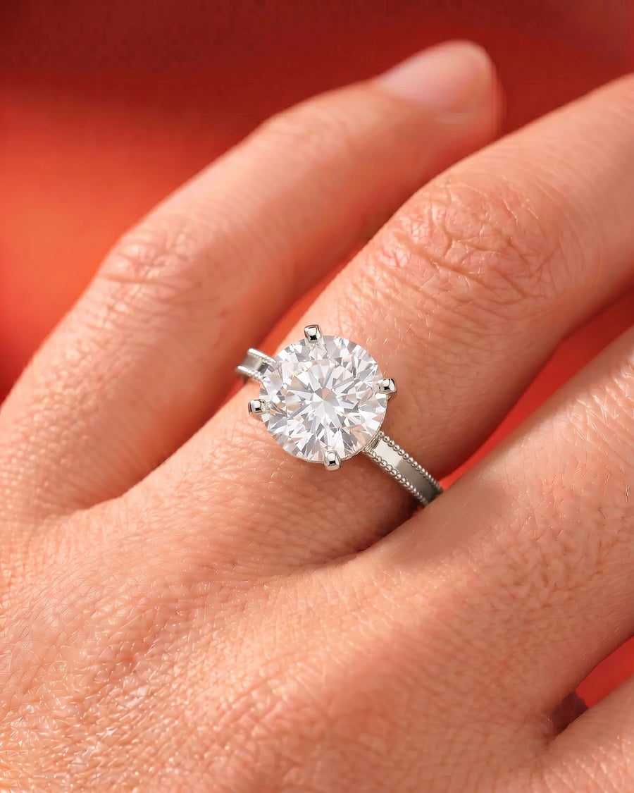 Maria (Round) Platinum 006