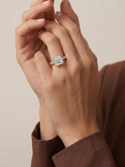 Hazel (Asscher) 18k Yellow Gold 004