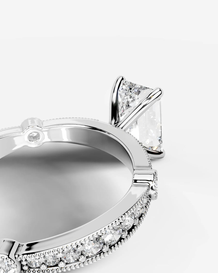 Hazel (Emerald) 18k White Gold 005