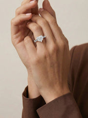 Hazel (Heart) Platinum 004