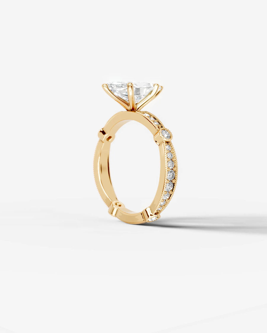 Hazel (Marquise) 18k Yellow Gold 002