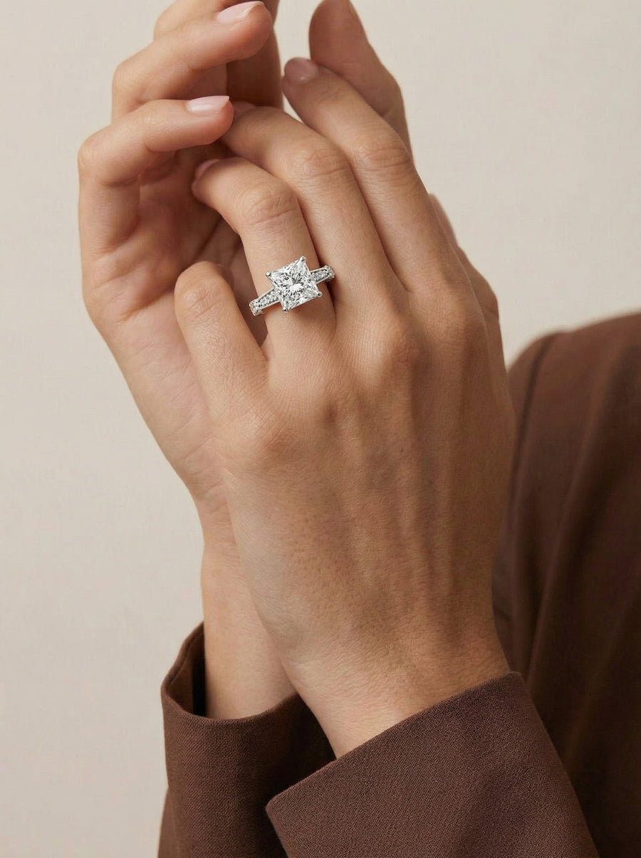 Hazel (Princess) 18k White Gold 004