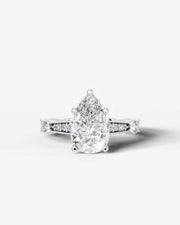 Hazel (Pear) 18k White Gold 001