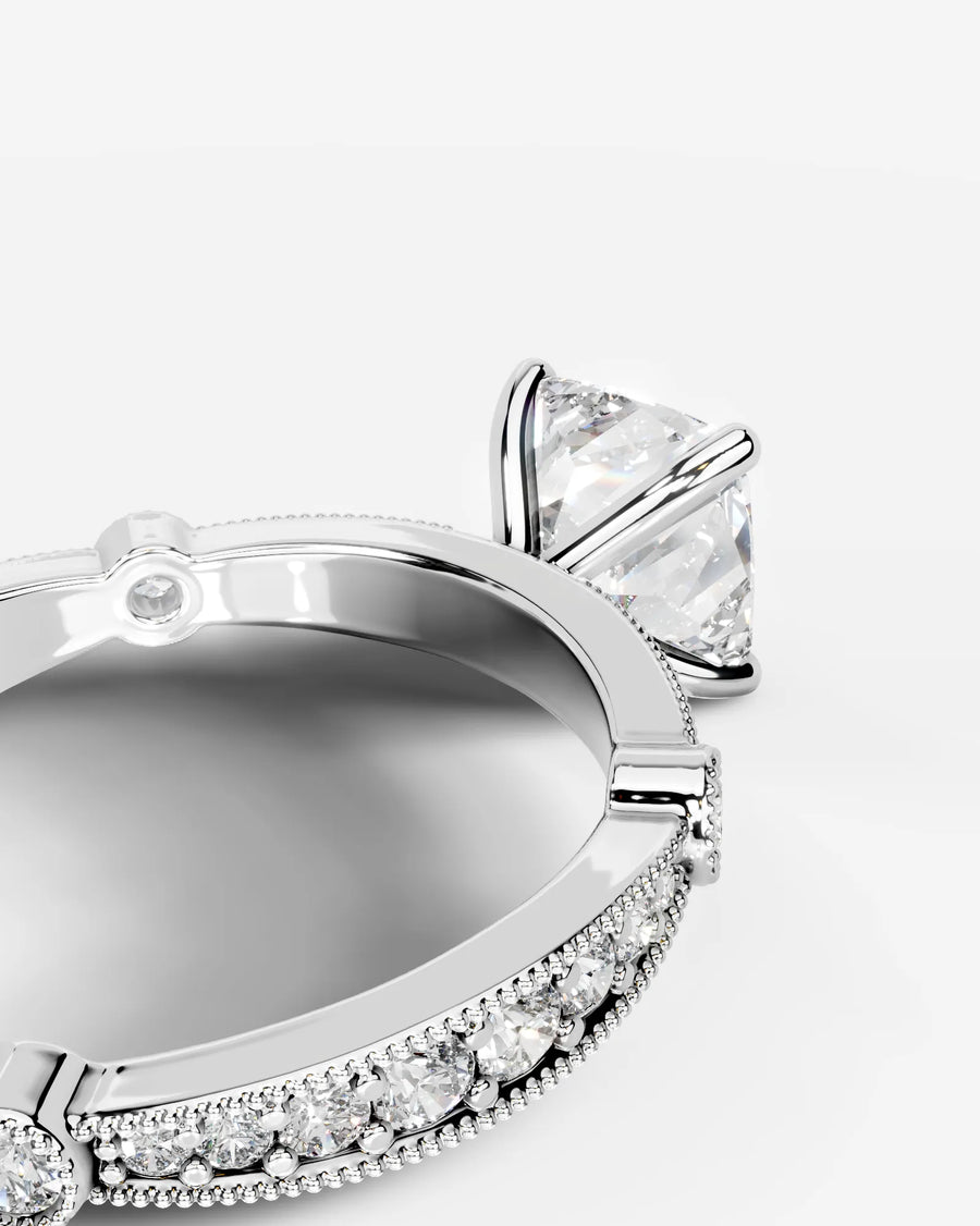 Hazel (Cushion) 18k White Gold 005