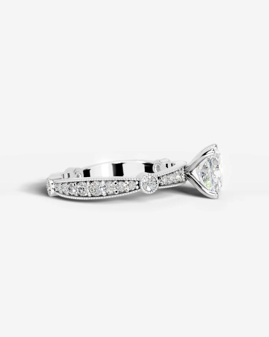 Hazel (Cushion) Platinum 006