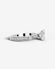 Hazel (Cushion) 18k White Gold 006