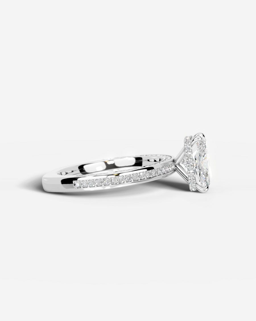 Pamela (Elongated Cushion) Platinum 004