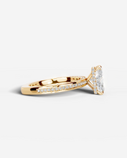 Pamela (Elongated Cushion) 18k Yellow Gold 004