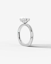 Pamela (Pear) 18k White Gold 002