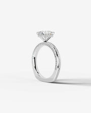 Pamela (Round) Platinum 002