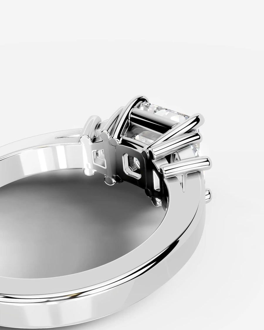 Selena (Asscher) Platinum 002