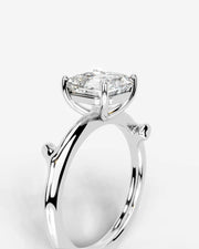 Nature's Embrace (Asscher) 18k White Gold 003
